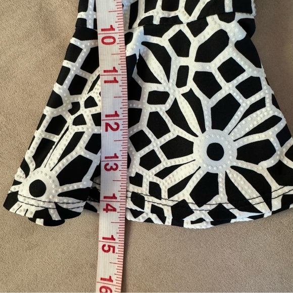 TACERA. NWT. Black & White Midi dress w/ Bell Sleeves.Crisscross straps … - Picture 12 of 14